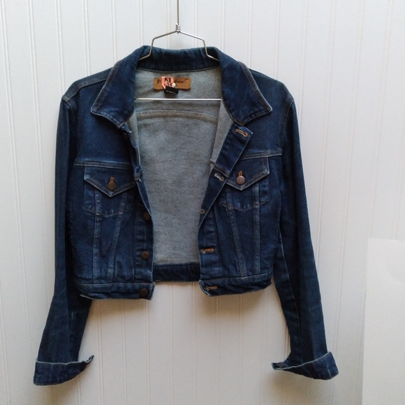 Closet Yaya xs | Betsey Johnson | Jean Jacket - Picture 3 of 7